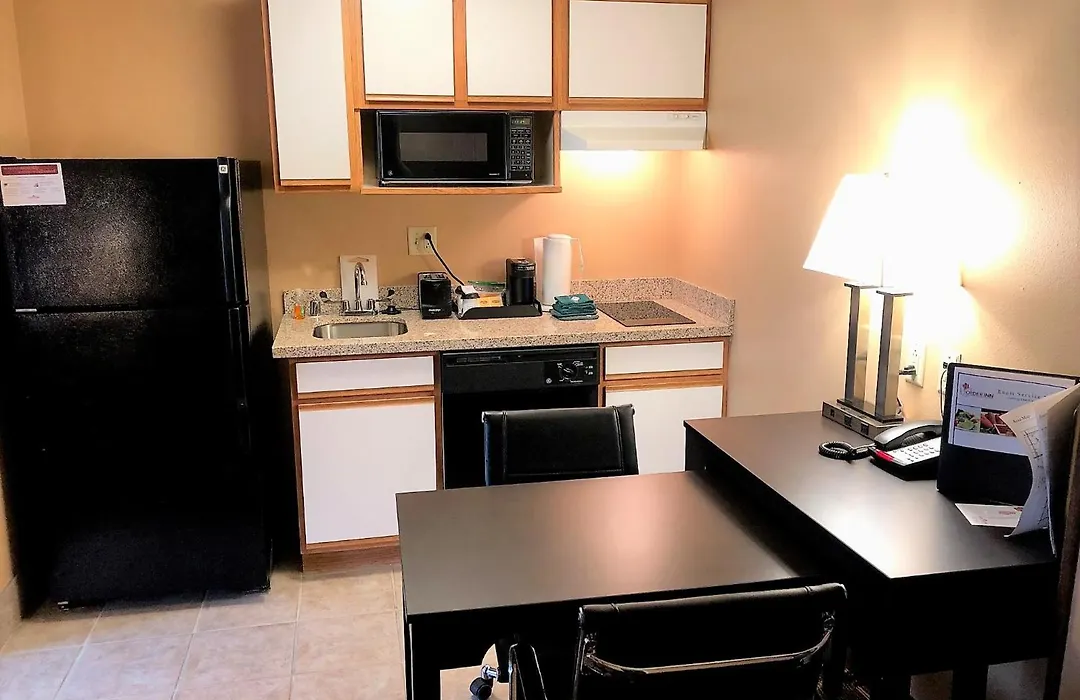 Hawthorn Extended Stay By Wyndham Milwaukee Airport-1