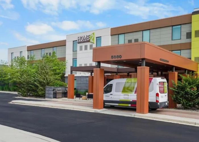 3 star hotels Home2 Suites By Hilton Milwaukee Airport